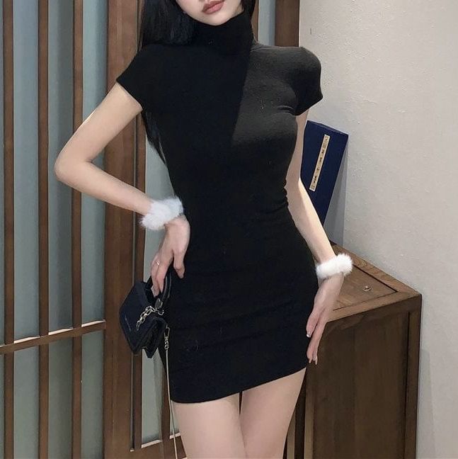 Plain Turtleneck Mini Sheath Dress Short-Sleeve