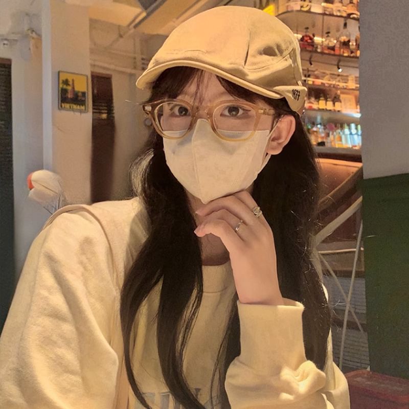 Embroidered Cap Numerical Flat