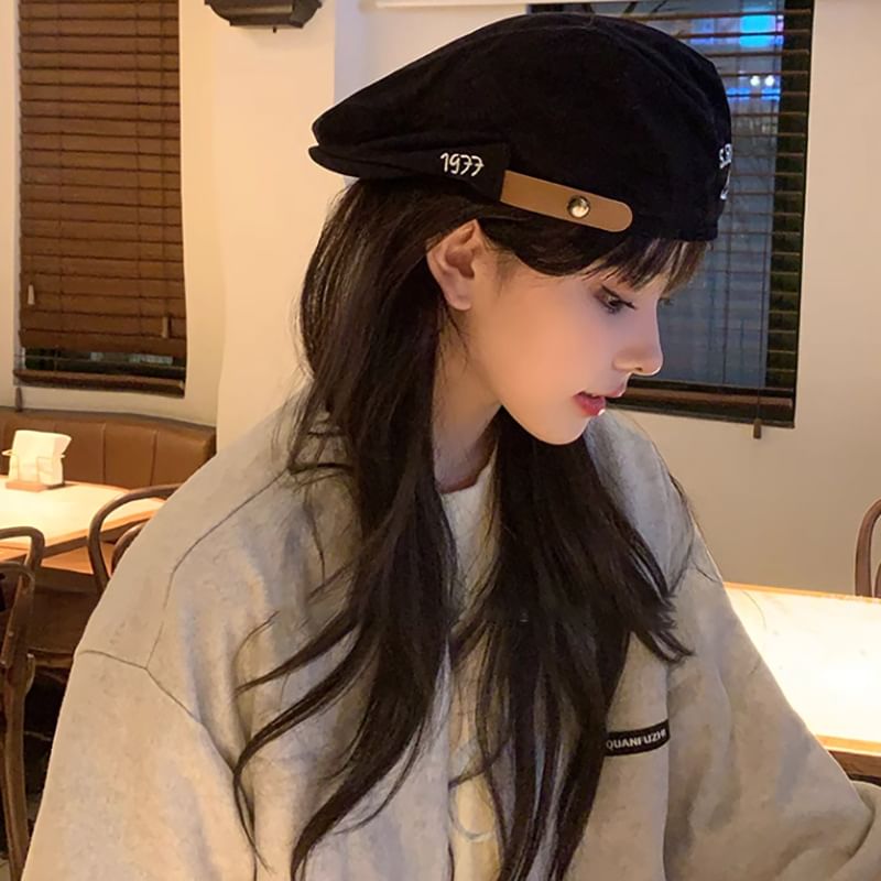 Embroidered Cap Numerical Flat