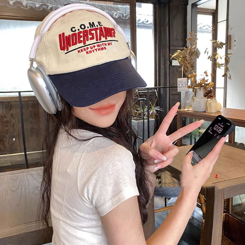 Lettering Embroidered Baseball Color Cap Panel