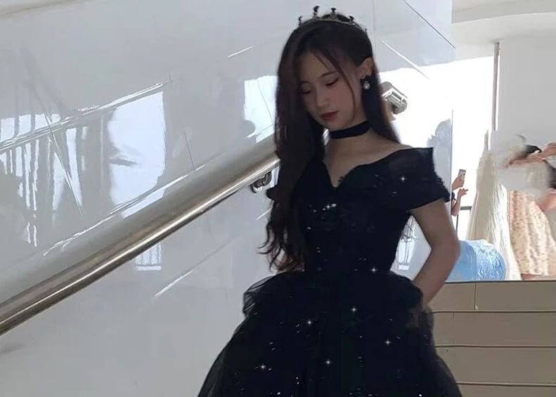 Short-Sleeve Off Shoulder Plain Sequin Mesh A-Line Evening Gown