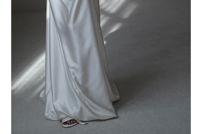 Gown Sheath Off-Shoulder Evening Plain