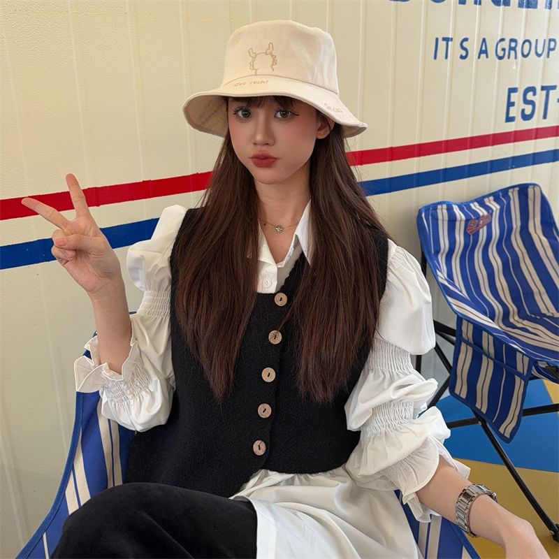 Embroidered Cartoon Hat Bucket