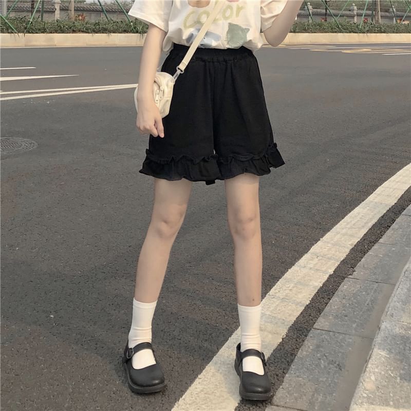 Elastic Ruffle Plain Waist Shorts