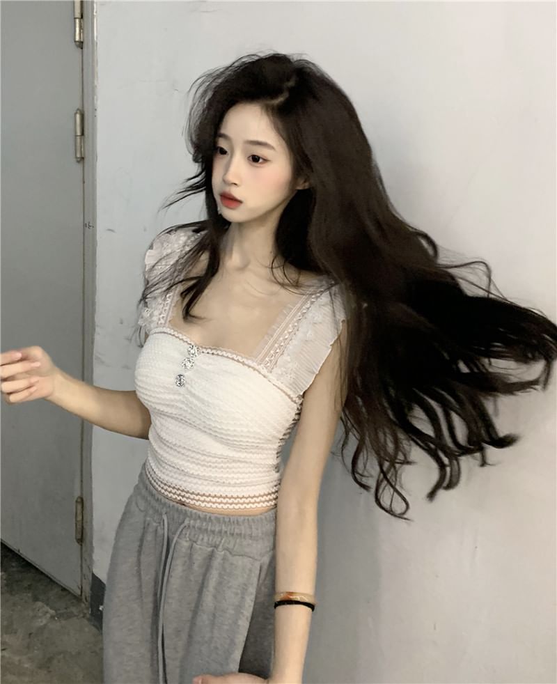 Plain Neck Tank Square Crop Top