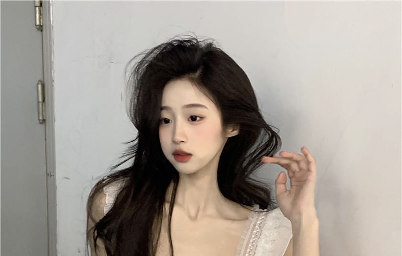 Plain Neck Tank Square Crop Top