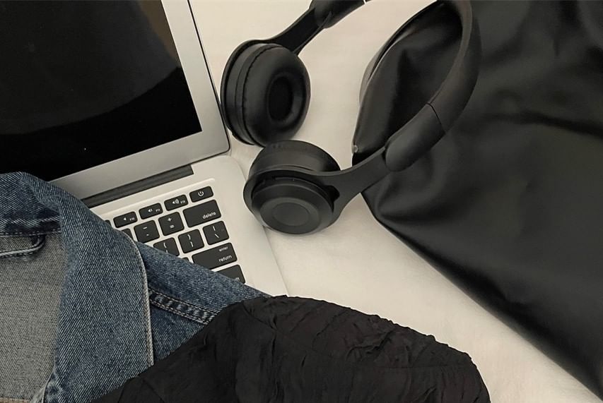 Applique Textured Hat Bucket