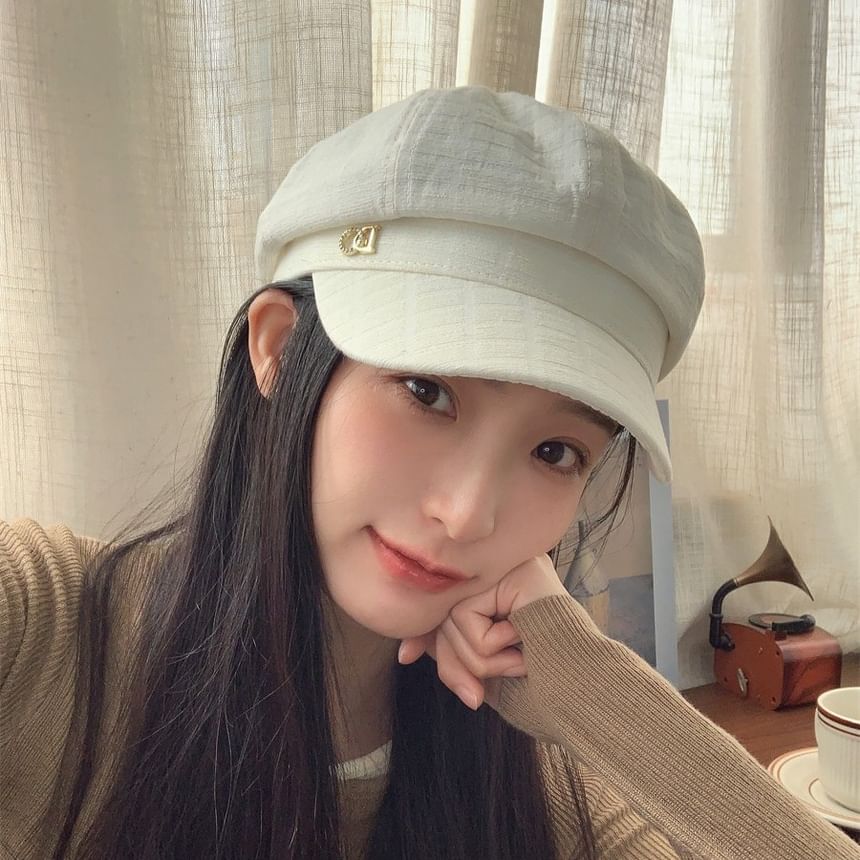 Plain Cap Rhinestone Newsboy Accent