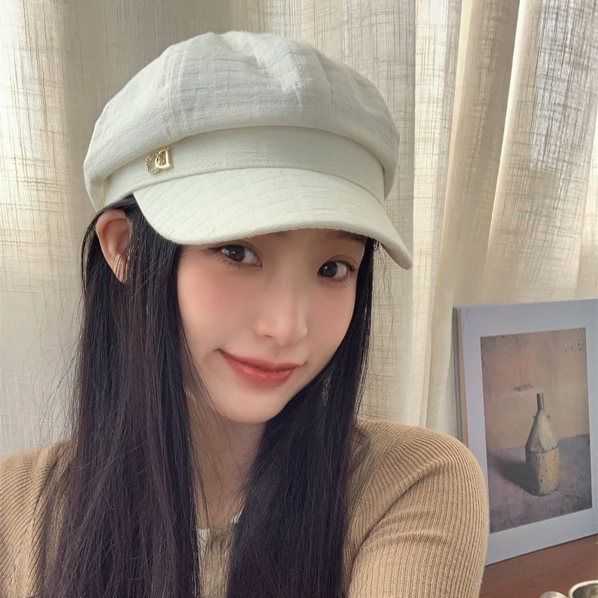 Plain Cap Rhinestone Newsboy Accent