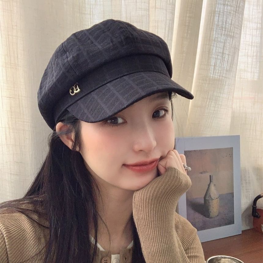 Plain Cap Rhinestone Newsboy Accent