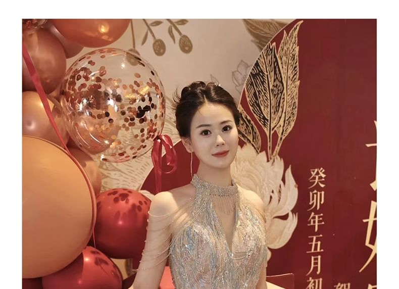 A-Line Fringed V-Neck Cold Gown Halter Shoulder Sequin Evening