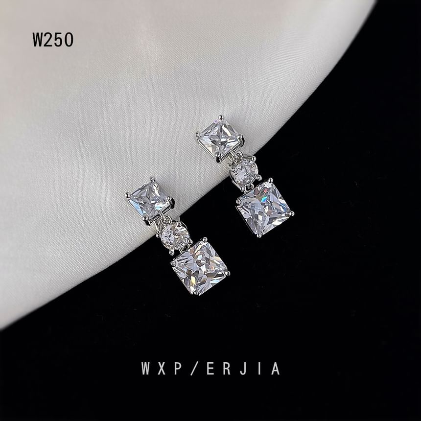 Earring CZ Drop