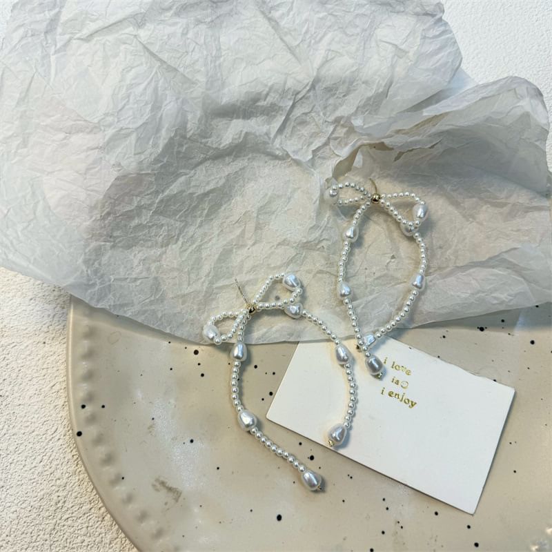 Pearl Bow Dangle Earring Faux