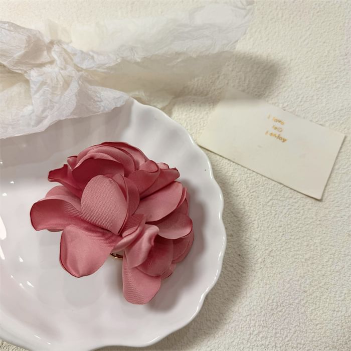 Open Fabric Ring Floral