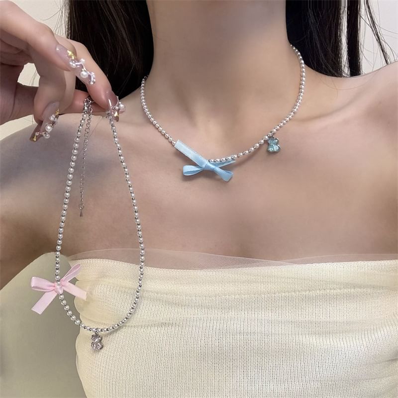 Resin Ribbon Pearl Choker Faux