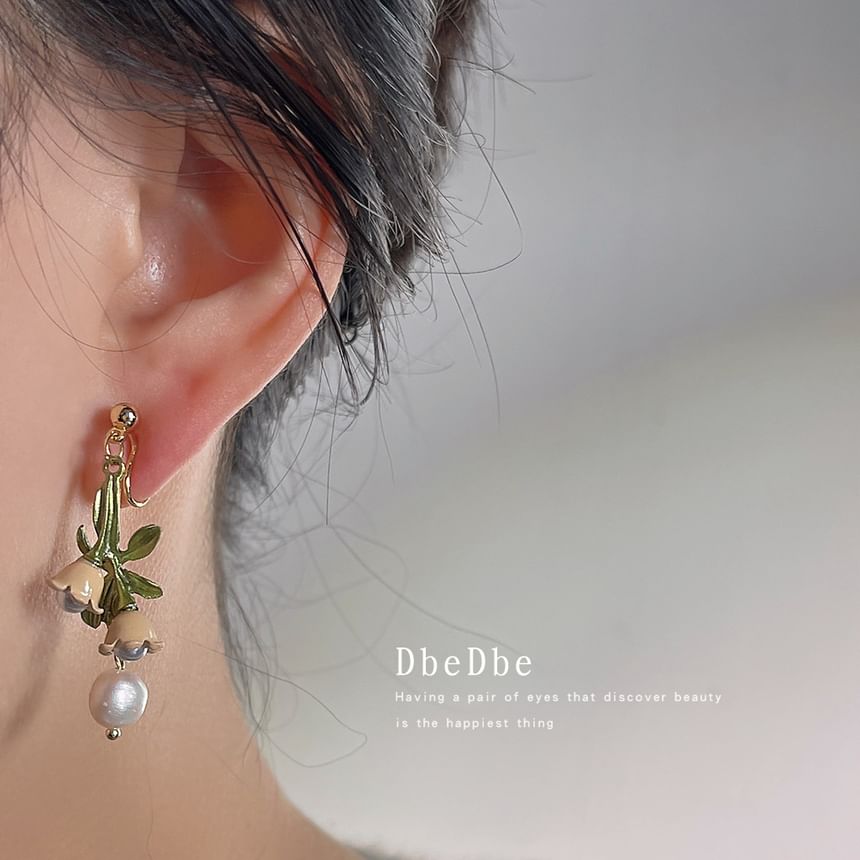 Earring Pearl Dangle Floral Alloy Freshwater