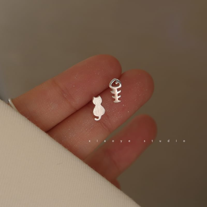 Stud Ear Asymmetrical