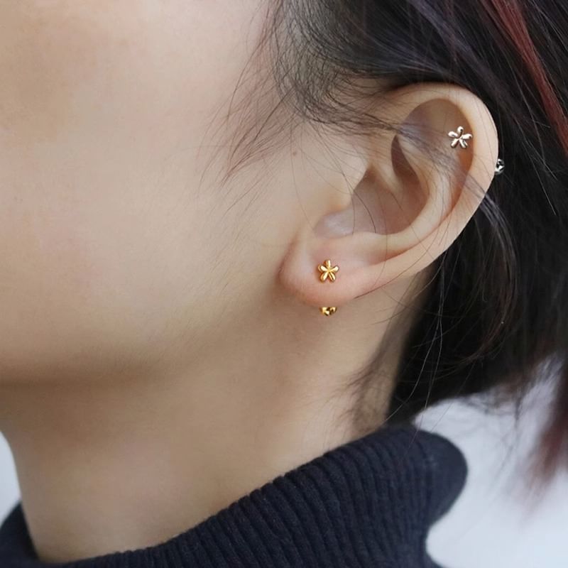 Ear Stud Floral