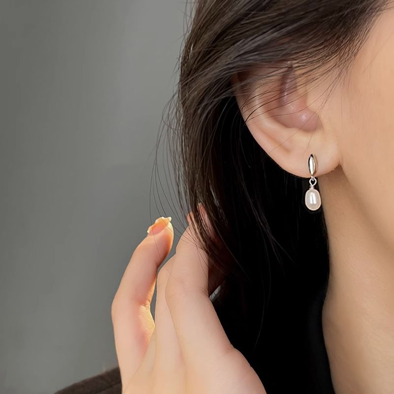 Earring Pearl Faux Drop