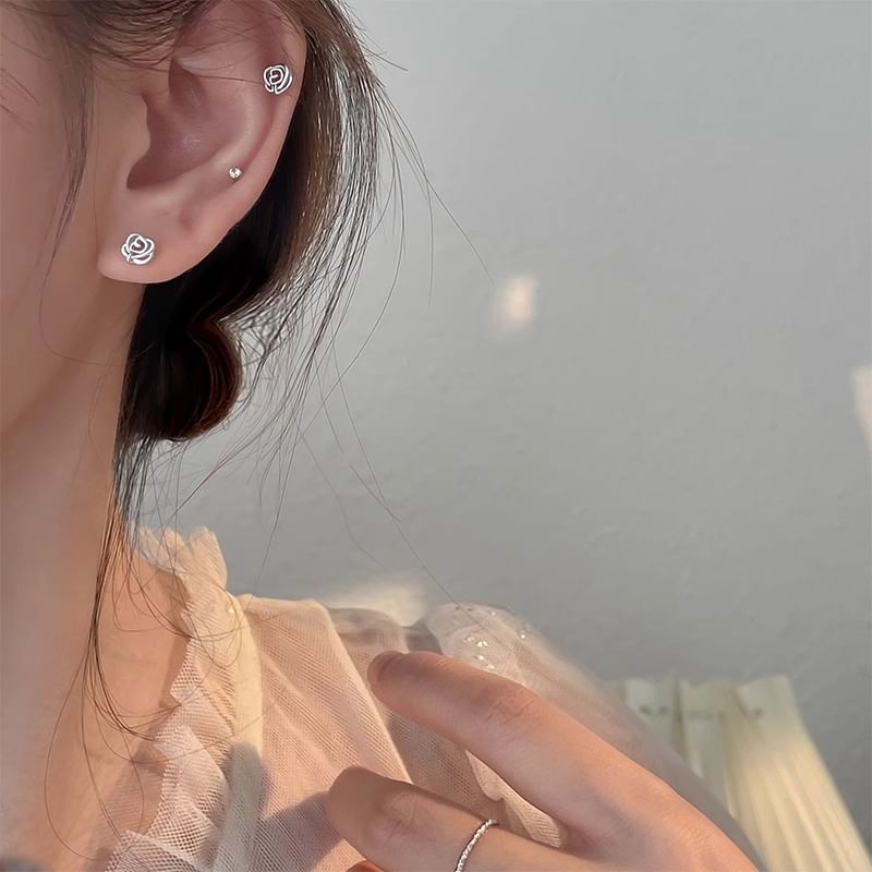 Ear Floral Stud
