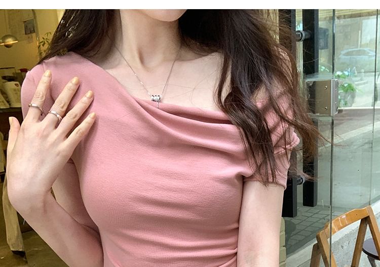 Tee Plain Ruched Short-Sleeve Off-Shoulder Crop