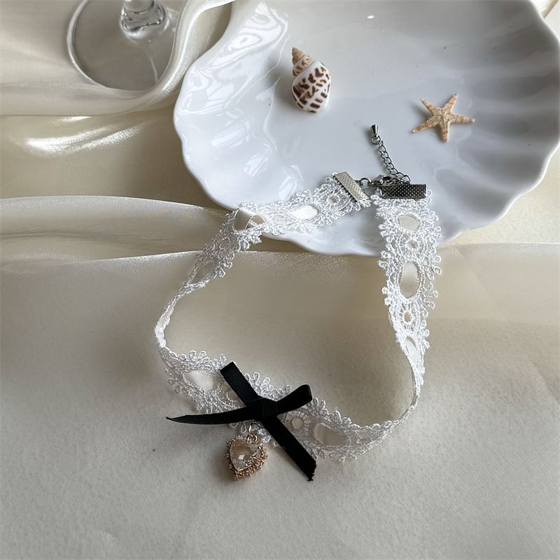 Rhinestone Lace Choker