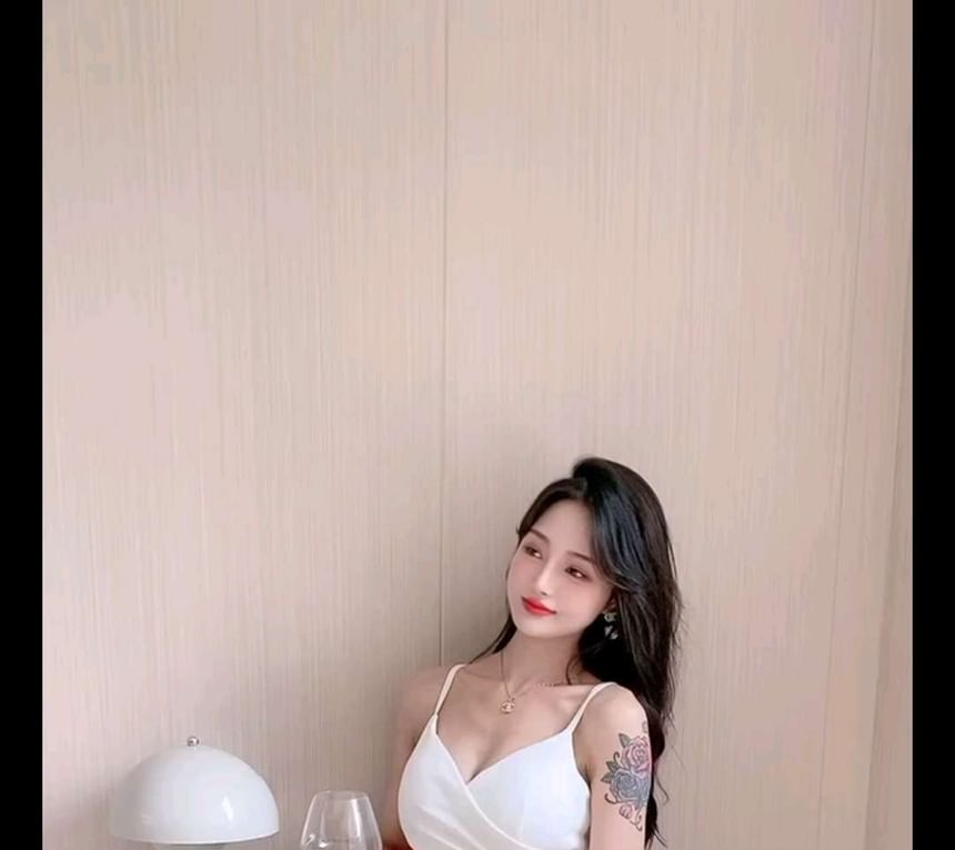 Slit Mermaid Strap Spaghetti Evening V-Neck Gown Plain