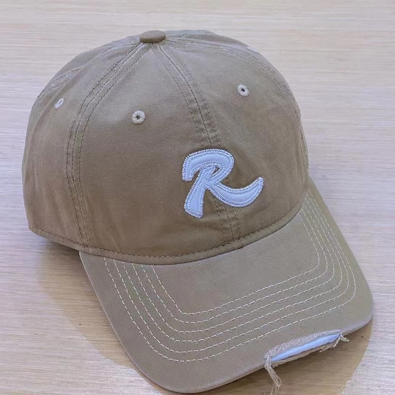 Baseballkappe mit aufgesticktem Schriftzug