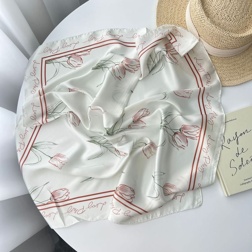 Floral Neckerchief Print