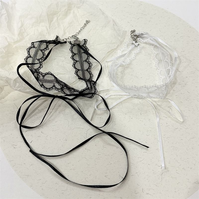 Ribbon Lace Choker