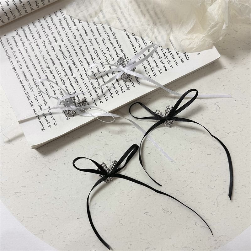 Ribbon Stud Heart Alloy Earring