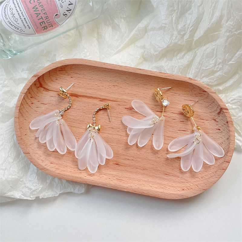 Floral Dangle Earring Rhinestone Asymmetrical