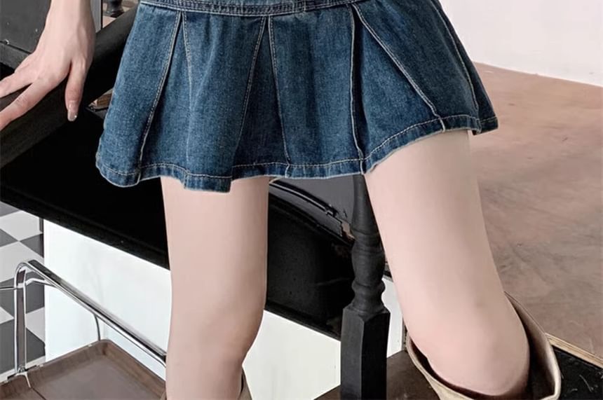 High A-Line Mini Denim Rise Pleated Skirt Washed