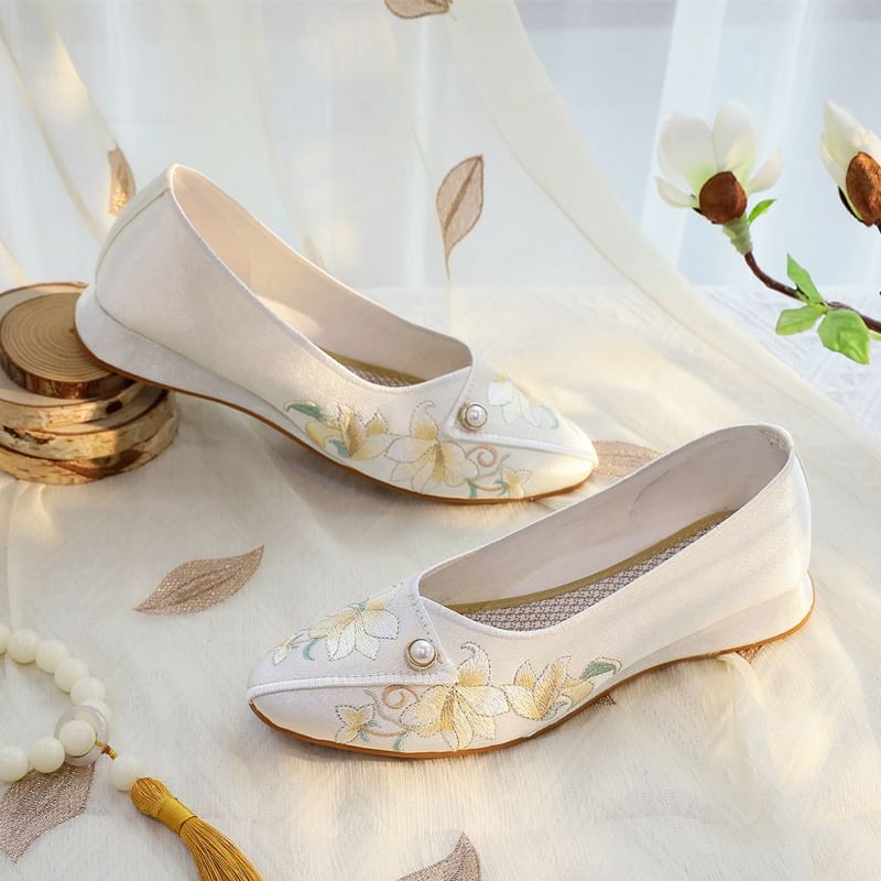 Embroidered Flats Flower