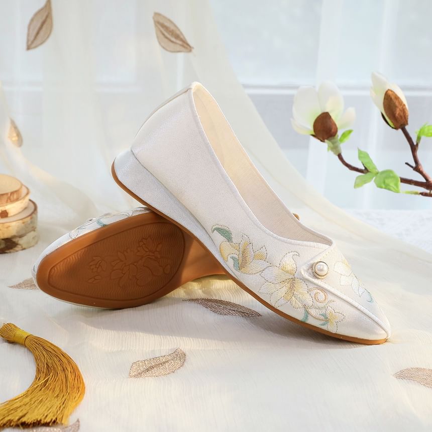Embroidered Flats Flower