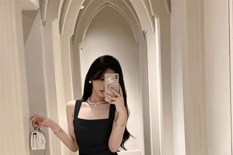 Sleeveless Sheath Midi Square Ruched Plain Neck Dress