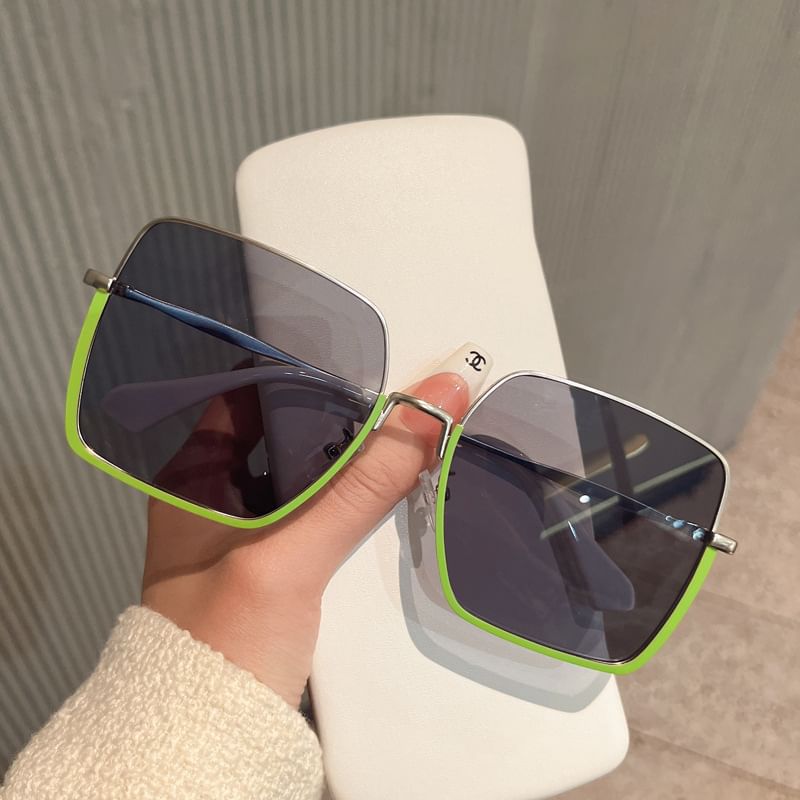 Square Frame Half Sunglasses