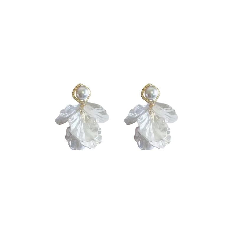 Petal Alloy Earring Chandelier Pearl Faux
