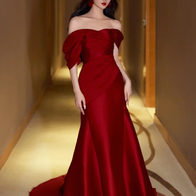 Short-Sleeve Evening Satin Shoulder Trumpet Plain Ruched Off Gown
