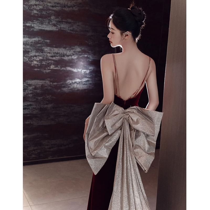 Gown Velvet Strap V-Neck Evening Bow Trumpet Spaghetti