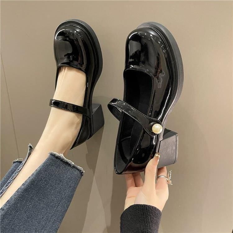 Jane Mary Heel Shoes Faux Patent Pearl Block