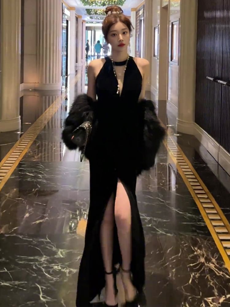 Slit Sleeveless Plain Evening Gown