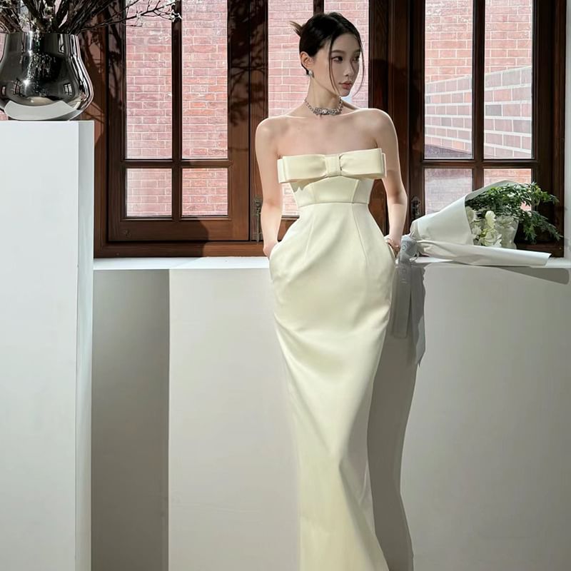 Mermaid Strapless Bow gown Wedding Plain