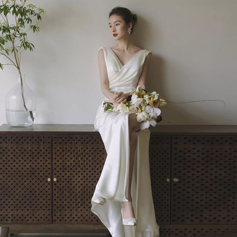 Plain Gown Ruched Wedding Sleeveless