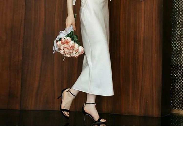 Sleeveless Ruffle Wedding Plain Gown Sheath