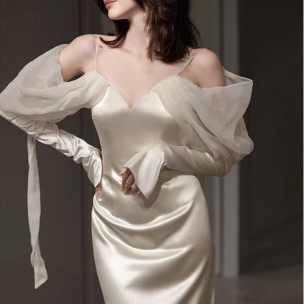 Mermaid Sheath Long-Sleeve Shoulder Plain Wedding Gown Cold