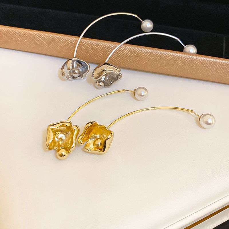 Pearl Alloy Floral Faux Dangle Earring