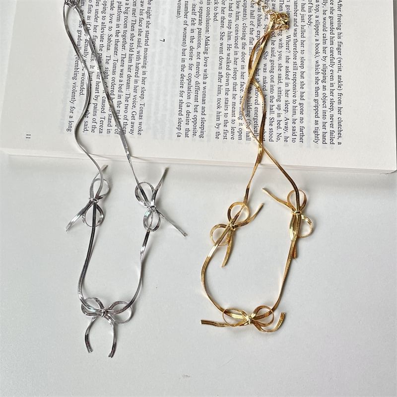 Snake Chain Necklace Bow