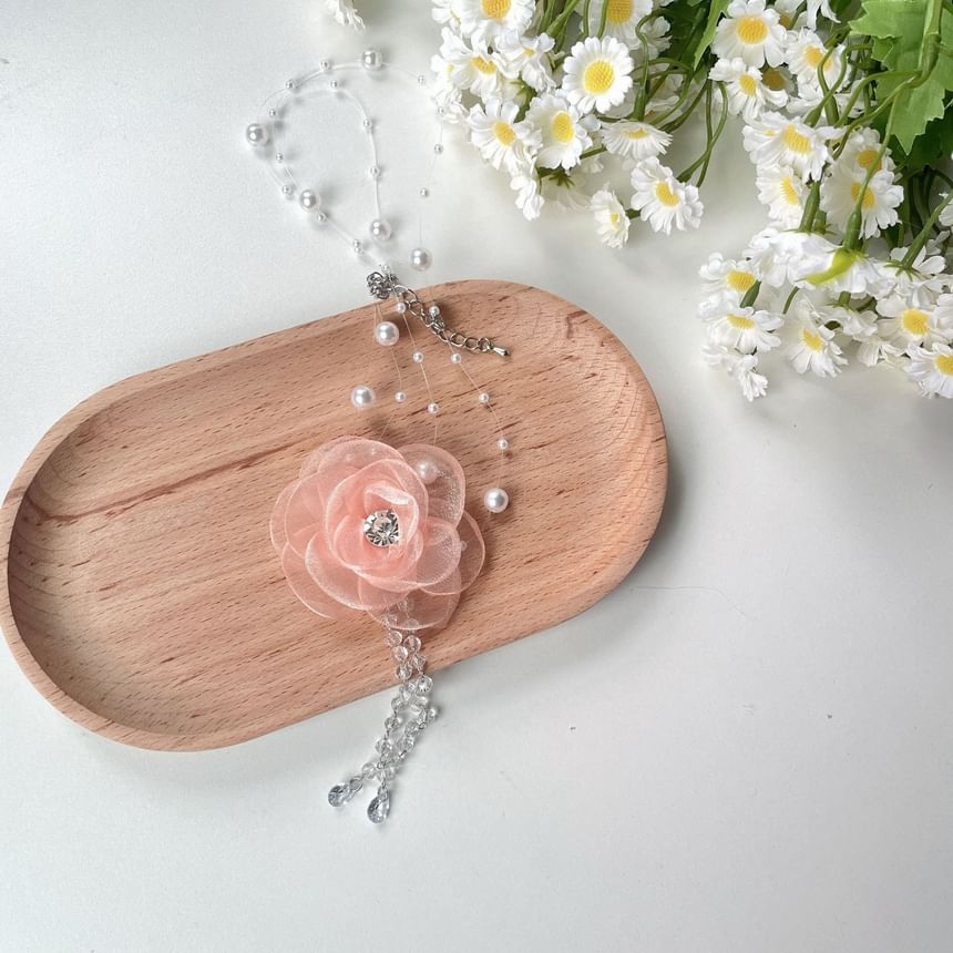 Fringed Floral Faux Pearl Necklace