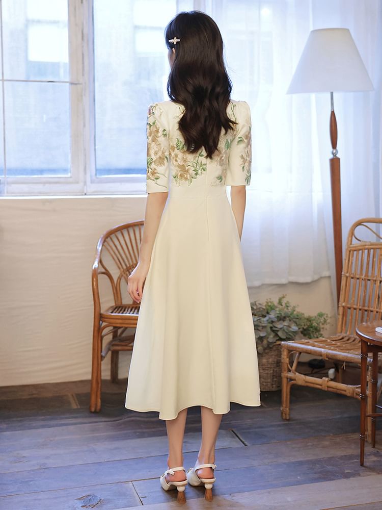 Evening Gown A-Line (Various Short-Sleeve Designs) Floral Embroidered